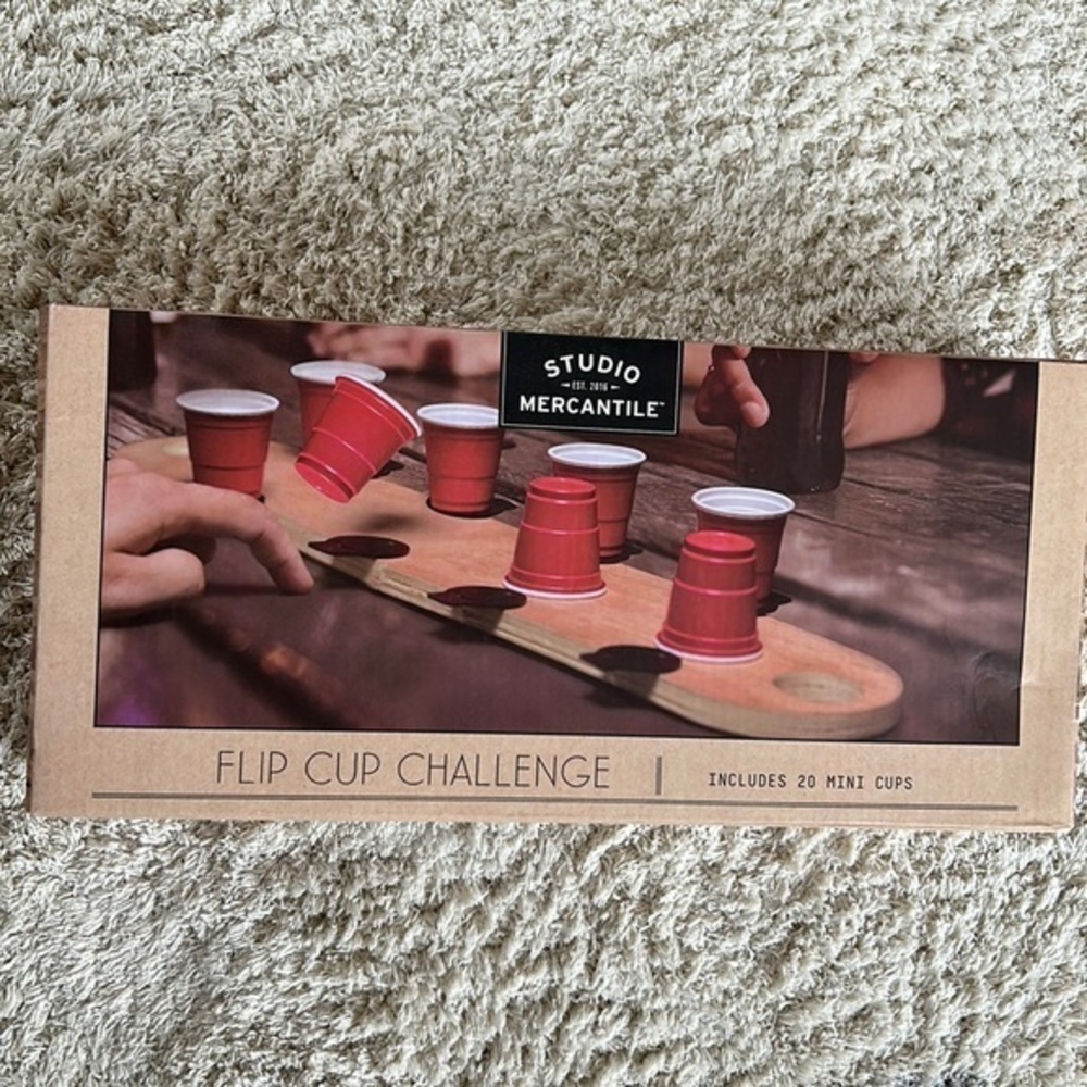 NWT Flip Cup Challenge Game